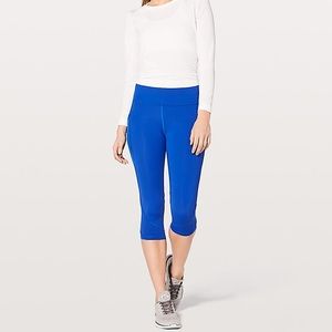 Blue lululemon cropped leggings. Size 4
